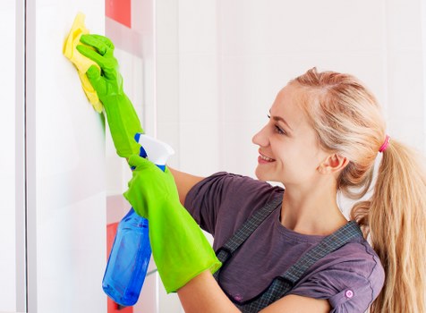 Professional curtain cleaning service for Hounslow homes